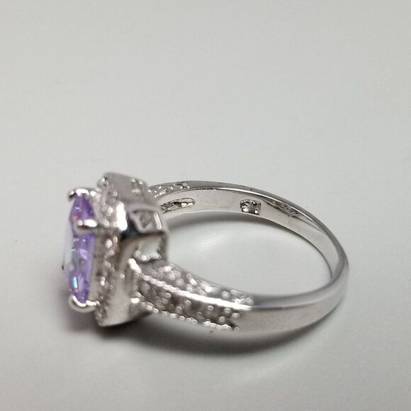 Vintage Sparkly Purple Rhinestone Ring, Silver Tone Size 9 Band, Emerald Shape - Picture 7 of 9